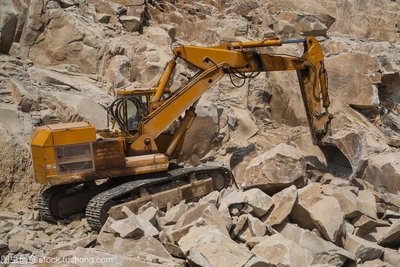 威海市佳盛石材有限公司于家埠矿区饰面用花岗岩（扩界扩能）工程