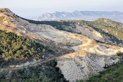 华新水泥股份有限公司阳新县北峰山砂页岩矿露天开采工程