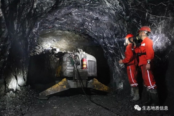 辽宁浮山县地方国营北峰铁矿基建井巷工程