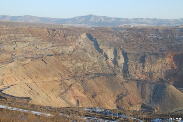 河北青岛黑龙石墨有限公司西利矿石墨矿（调整）建设工程